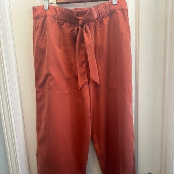 Club Monaco Relaxed Pant with tie - Size 12 - Picture 1 of 6